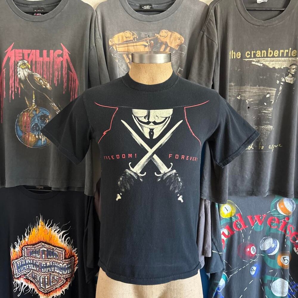 Vintage 2000s V for Vendeta T-shirt